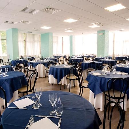 Hotel Royal Pesaro Eksteriør bilde