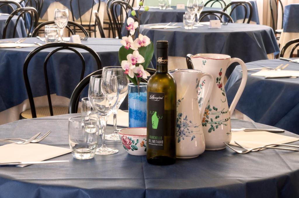 Hotel Royal Pesaro Eksteriør bilde